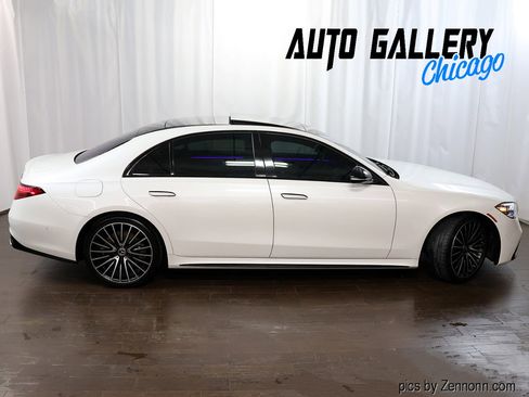 Used 2022 Mercedes-Benz S 580 4MATIC Sedan image 6