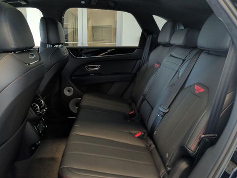 New 2026 Bentley Bentayga AWD/4WD image 12