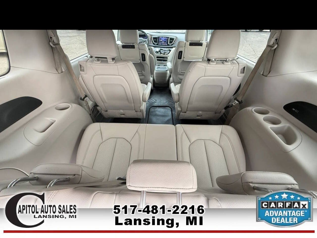 Used 2018 Chrysler Pacifica Touring-L Plus w/ Tire & Wheel Group FWD image 20