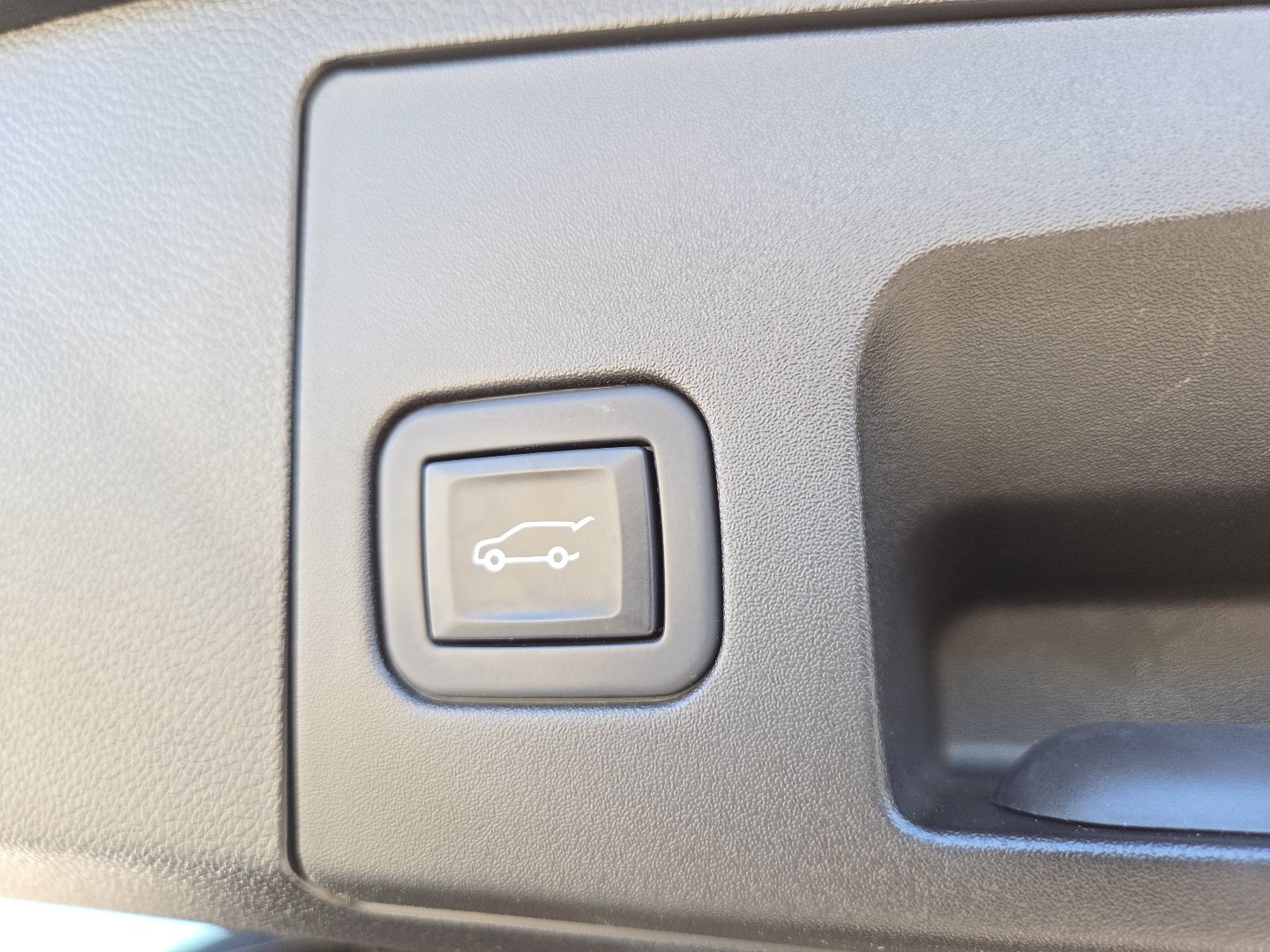 Used 2023 Cadillac XT4 Sport AWD/4WD image 21