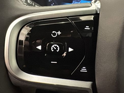 New 2026 Volvo XC90 T8 Plus w/ Protection Package Premier image 13