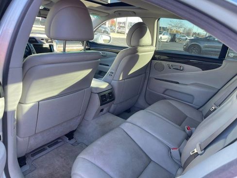 Used 2007 Lexus LS 460 image 12