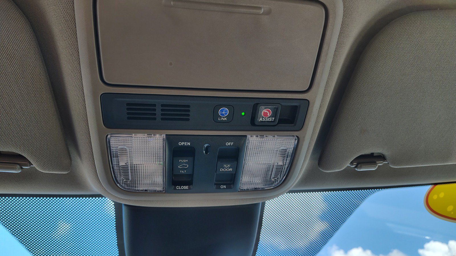 Used 2023 Honda Odyssey Elite image 47