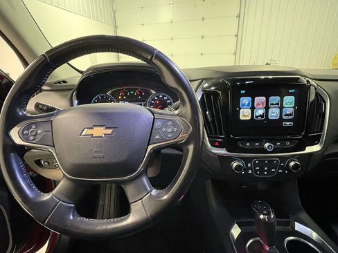 Used 2019 Chevrolet Traverse LT w/ LPO, Floor Liner Package AWD/4WD image 39