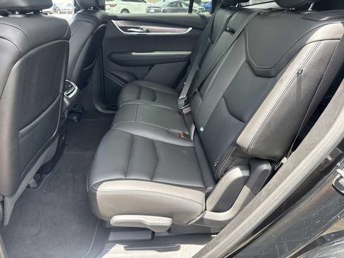 Used 2023 Cadillac XT6 Luxury FWD image 15