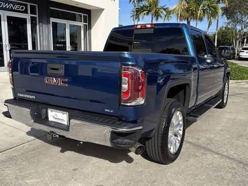 Used 2018 GMC Sierra 1500 SLT image 4