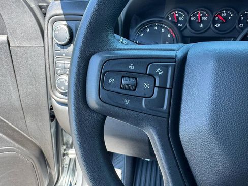 Used 2025 Chevrolet Silverado 2500 Custom w/ Custom Value Package image 28