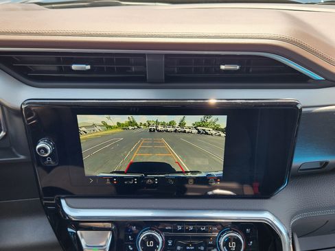 New 2026 GMC Sierra 1500 Denali w/ Technology Package AWD/4WD image 12