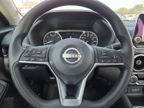 Used 2024 Nissan Sentra SV FWD image 24