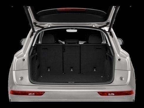 Used 2022 Audi Q5 2.0T Premium image 8