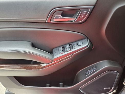 Used 2020 GMC Yukon XL SLT AWD/4WD image 34