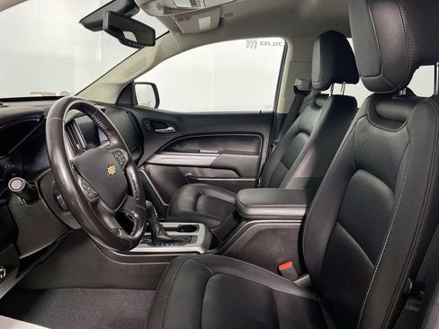 Certified 2019 Chevrolet Colorado LT w/ Luxury Package, Chrome AWD/4WD image 11
