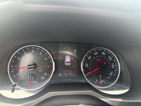 Used 2020 Toyota RAV4 LE w/ All Weather Liner Package AWD/4WD image 10