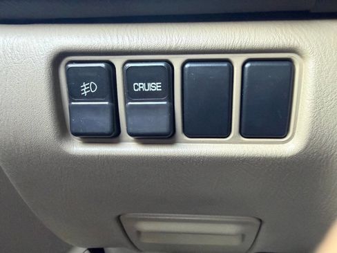 Used 2002 Subaru Forester L AWD/4WD image 30