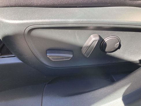 Used 2022 Ford Escape SE w/ Convenience Package image 21