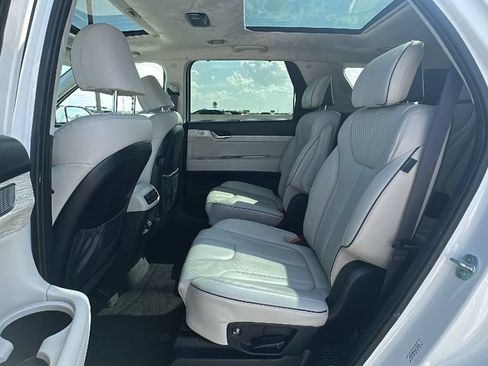 Used 2024 Hyundai Palisade Calligraphy AWD/4WD image 34