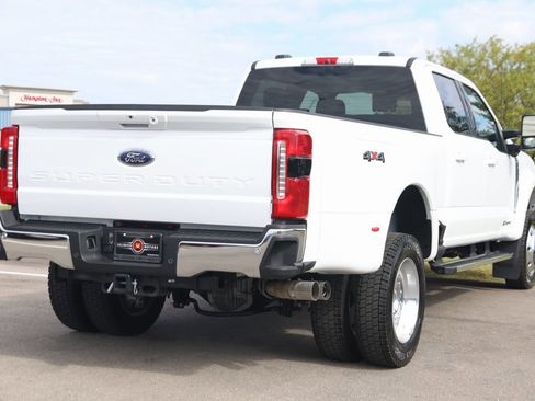 Used 2025 Ford F450 Lariat image 3