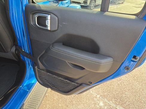 Certified 2021 Jeep Wrangler Unlimited Sahara w/ Cold Weather Group image 9