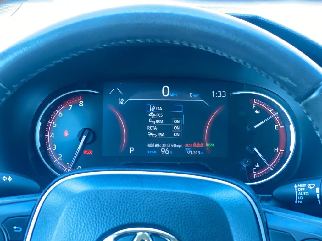 Used 2022 Toyota RAV4 Adventure w/ Convenience Package AWD/4WD image 17