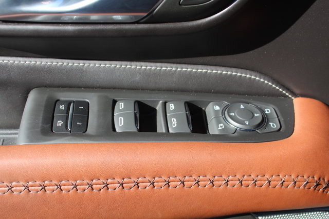 Used 2023 GMC Yukon XL Denali Ultimate w/ LPO, Floor Liner Package AWD/4WD image 38