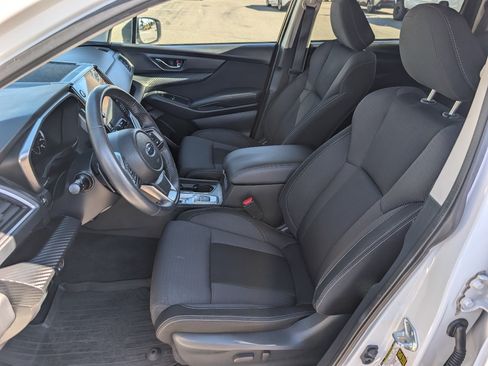 Used 2023 Subaru Ascent Premium w/ Convenience Package AWD/4WD image 2