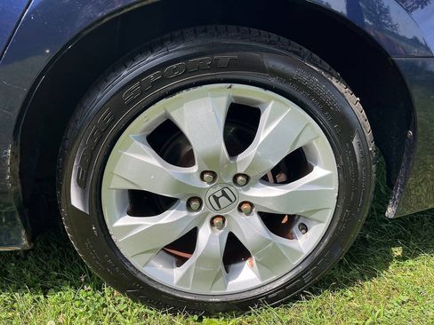 Used 2009 Honda Accord EX image 4