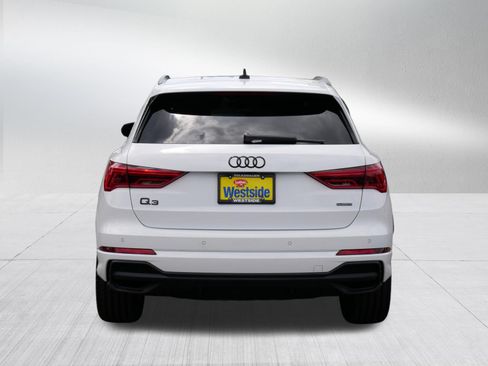 Used 2023 Audi Q3 2.0T Premium Plus w/ Premium Plus Package AWD/4WD image 6
