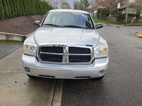 Used 2006 Dodge Dakota SLT AWD/4WD image 2