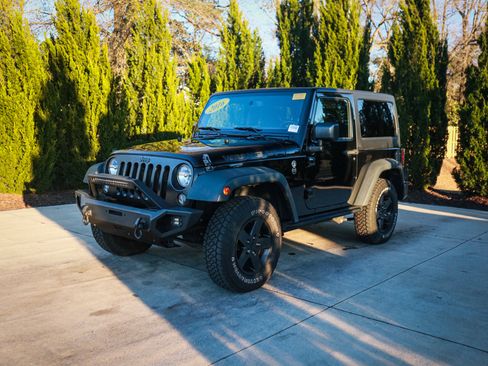Used 2016 Jeep Wrangler Sport image 6