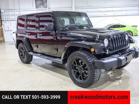 Used 2017 Jeep Wrangler Unlimited Sahara image 2