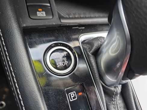 Used 2024 Nissan Kicks SV image 29