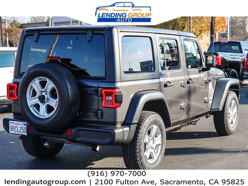 Used 2020 Jeep Wrangler Unlimited Sport S image 4