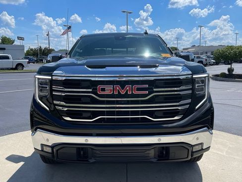 Used 2025 GMC Sierra 1500 SLT w/ SLT Premium Package AWD/4WD image 2