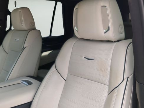 Used 2021 Cadillac Escalade Sport RWD image 9