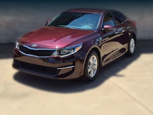 Used 2018 Kia Optima LX FWD image 6