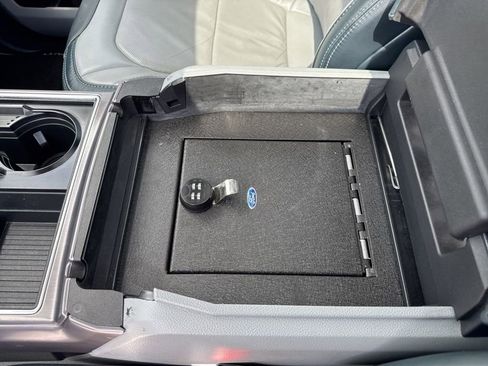 Used 2022 Ford F450 Limited w/ FX4 Off-Road Package image 54