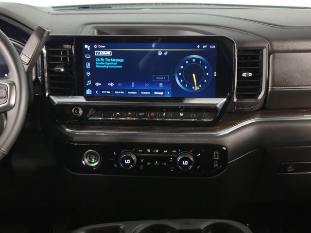 Used 2023 Chevrolet Silverado 1500 LT AWD/4WD image 22