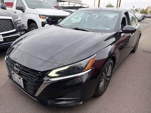 Used 2023 Nissan Altima 2.5 SV image 6