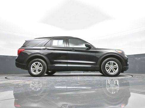 Used 2023 Ford Explorer XLT w/ Equipment Group 202A image 41