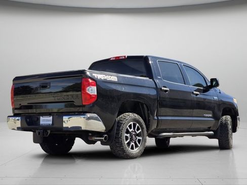Used 2017 Toyota Tundra SR5 w/ TRD Off Road Package AWD/4WD image 25