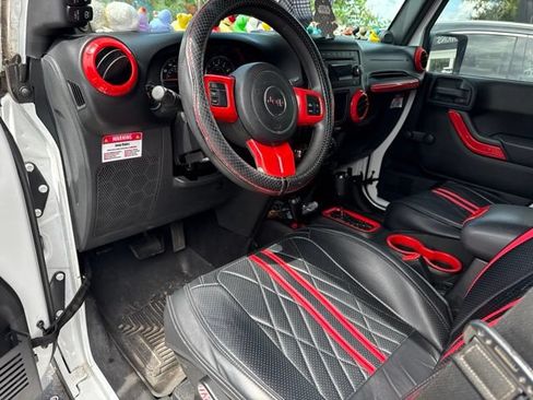 Used 2011 Jeep Wrangler Sport AWD/4WD image 15