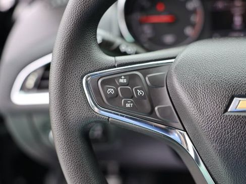 Used 2019 Chevrolet Cruze LT w/ Sun And Sound Package FWD image 17