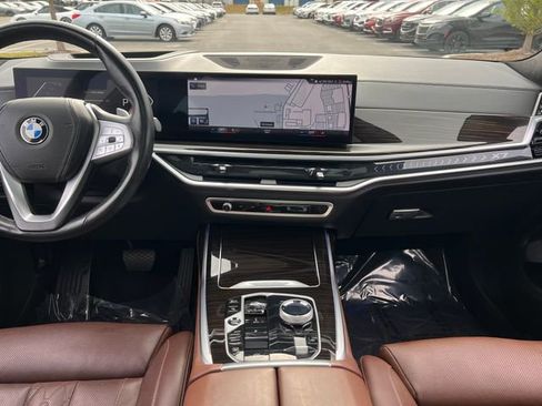 Used 2023 BMW X7 xDrive40i w/ Executive Package AWD/4WD image 19