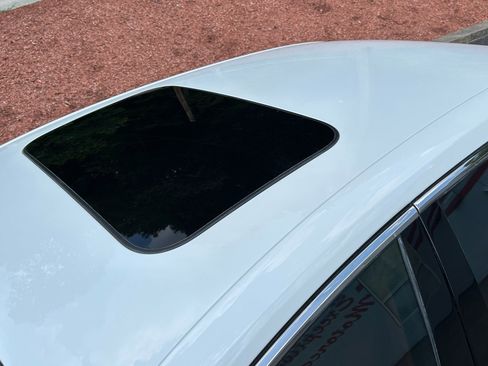 Used 2014 Bentley Flying Spur W12 image 8