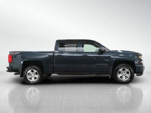 Used 2018 Chevrolet Silverado 1500 LT w/ All Star Edition AWD/4WD image 6