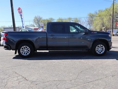 Used 2021 Chevrolet Silverado 1500 RST AWD/4WD image 2