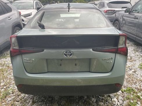 Certified 2022 Toyota Prius XLE AWD/4WD image 9