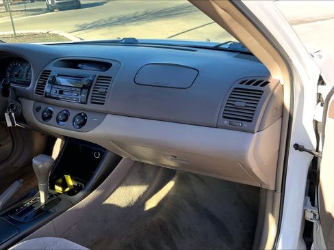 Used 2003 Toyota Camry LE image 17