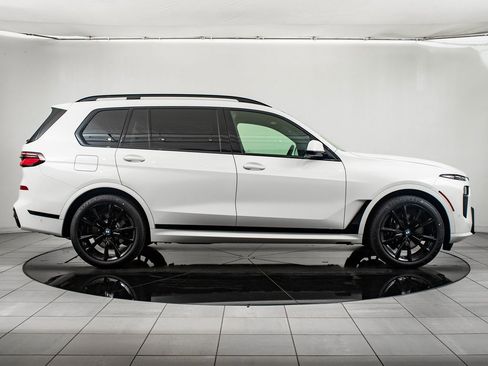 New 2026 BMW X7 xDrive40i w/ M Sport Package image 11