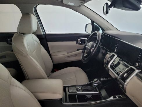 Used 2022 Kia Sorento S FWD image 21